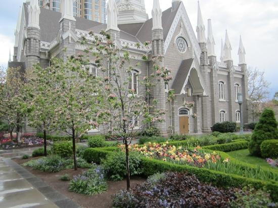 圣殿广场-盐湖城必去景点