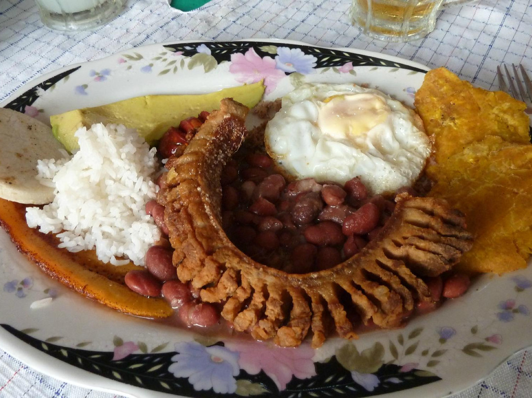 Santa Rosa del Sur餐馆和美食-Fonda Paisa