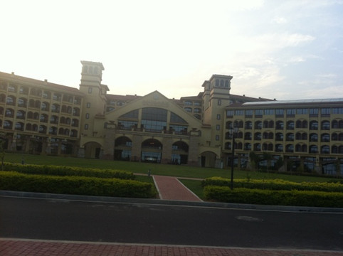 帝元维多利亚大酒店主图