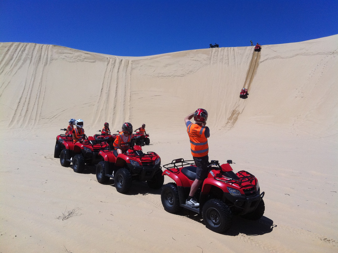 Sand Dune Adventures - Tours景点图片