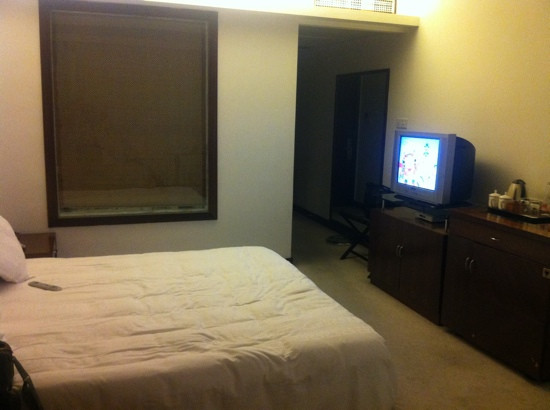 义乌大酒店主图