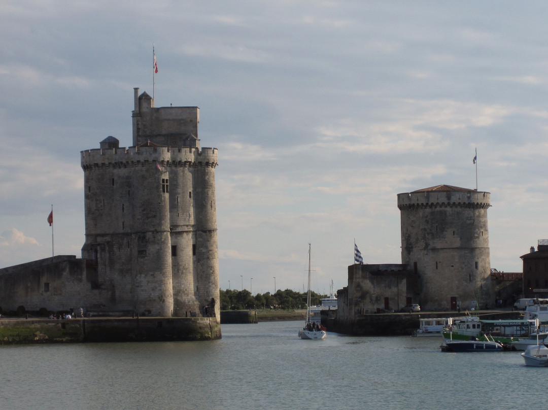 Towers of La Rochelle-拉罗谢尔必去景点