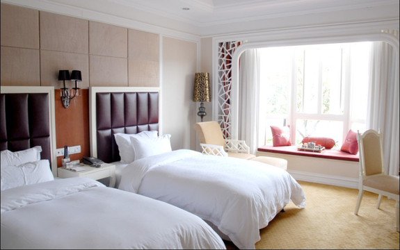 宝隆花园酒店主图