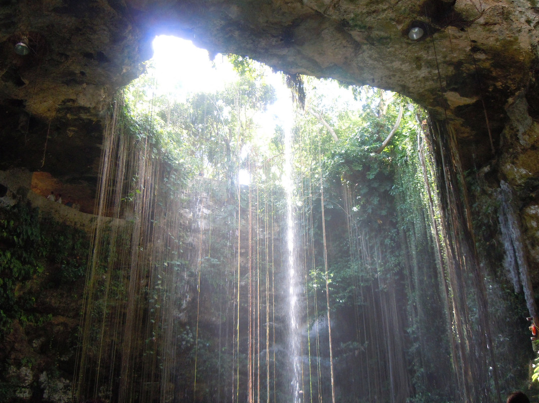 Sacred Cenote-奇琴伊察必去景点