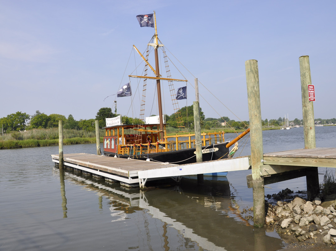 Pirates of Lewes Expeditions-刘易斯必去景点