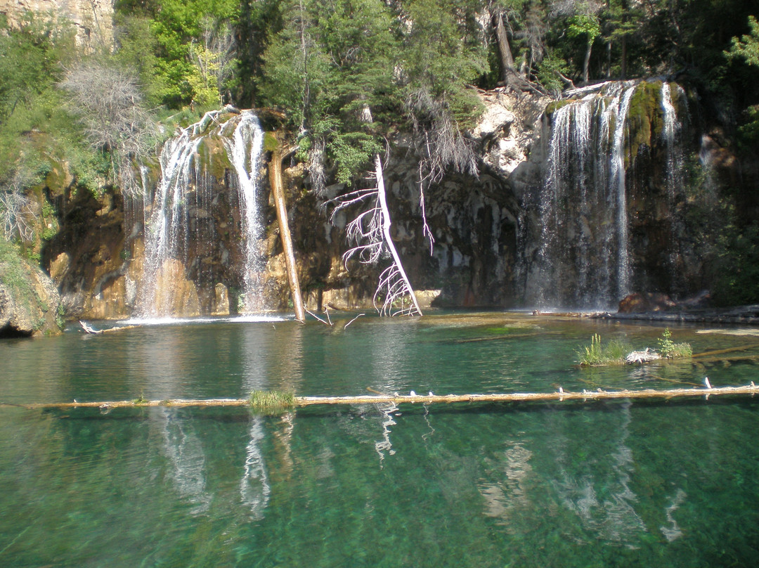 Hanging Lake Trail-格伦伍德温泉必去景点
