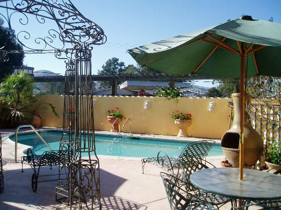 Vineyard Inn Hotel