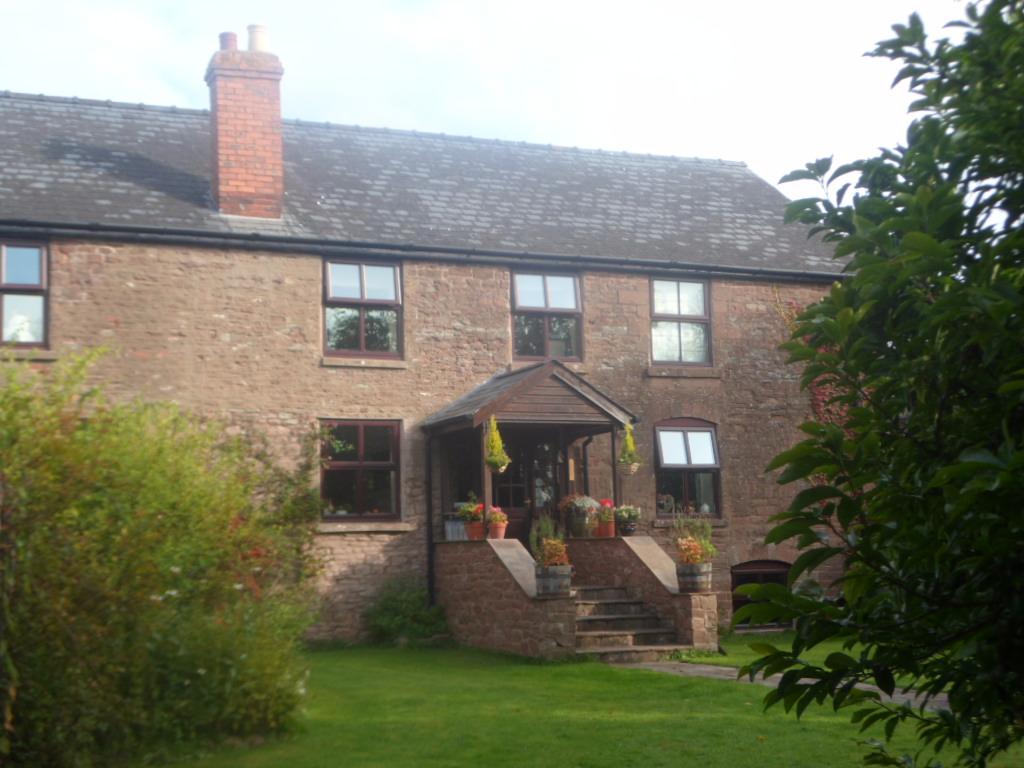 Little Treaddow Farmhouse B&B-客卧