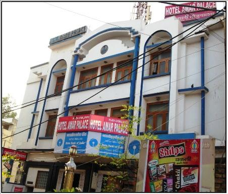 OYO 26791 Hotel Amar Palace-餐饮