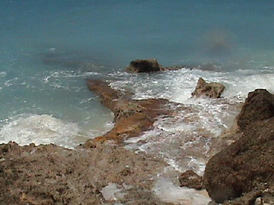 Cupecoy Bay Beach-Cupecoy Bay必去景点