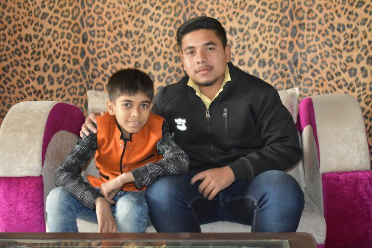 Spring Sky Mughalsarai By ShriGo Hotels主图