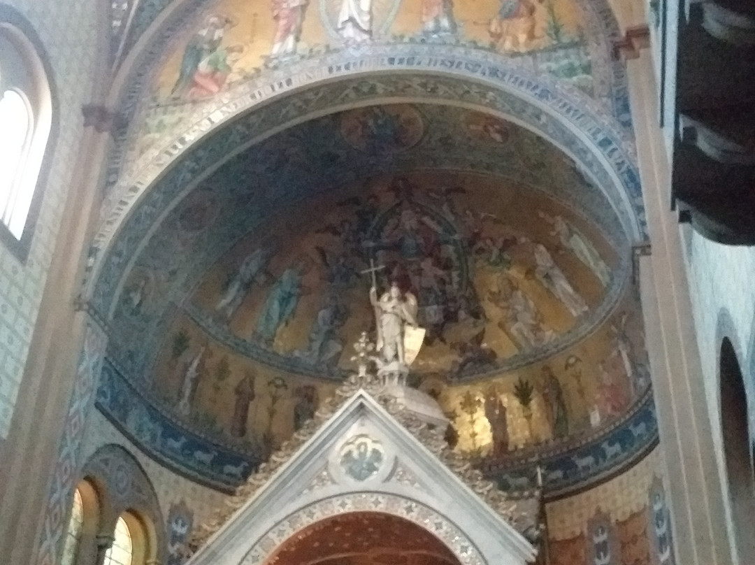 Chiesa del Sacro Cuore景点图片