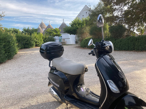 Road Runner Scooter Rent-奥斯图尼必去景点