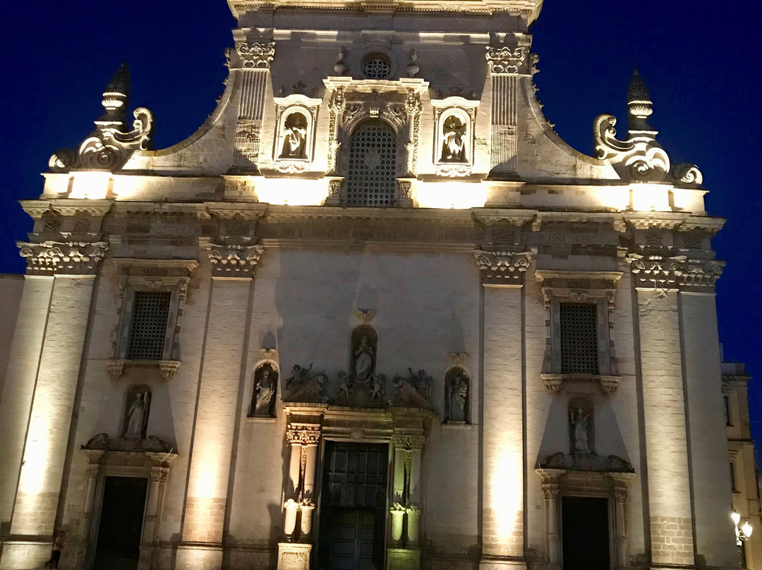 Chiesa Madre dei Santi Pietro e Paolo-加拉蒂纳必去景点