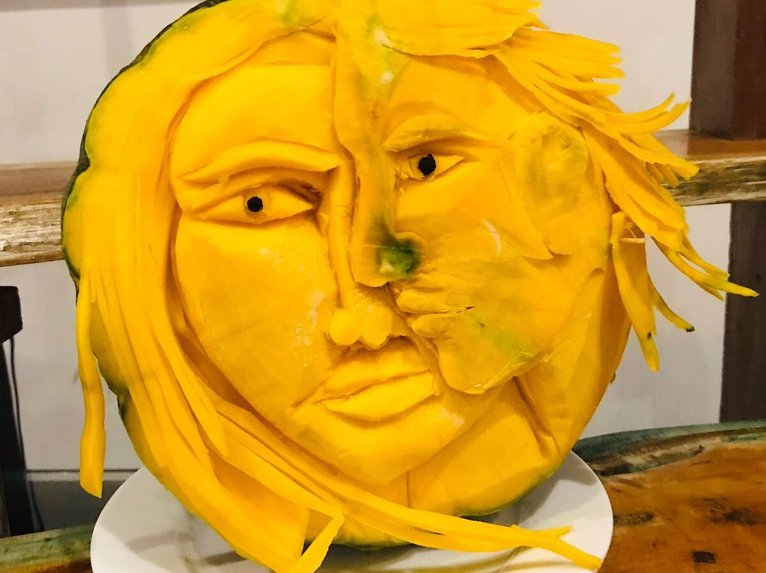 Golden pearl seafood & Bar