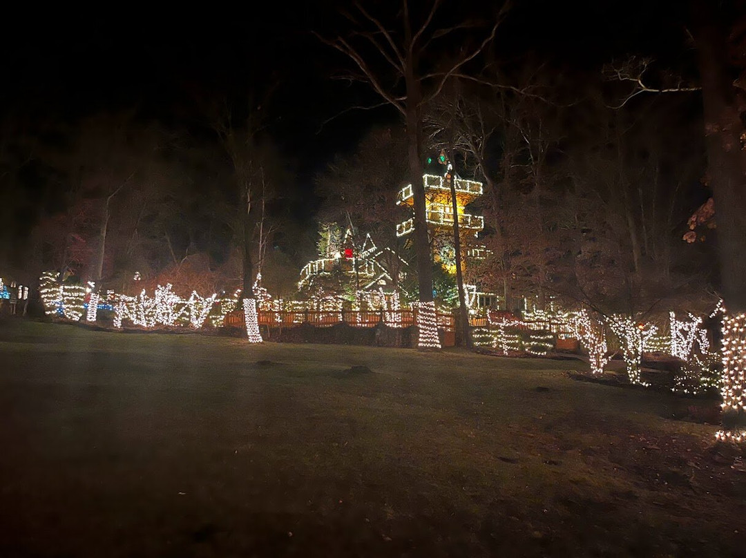 Landoll's Mohican Castle主图