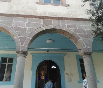 Church of St. Nicholas-Petra必去景点