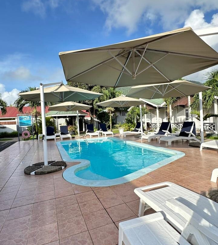 Hotel la Roussette主图