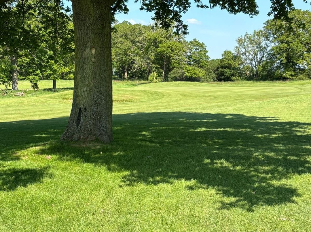 Windlesham Golf Club景点图片