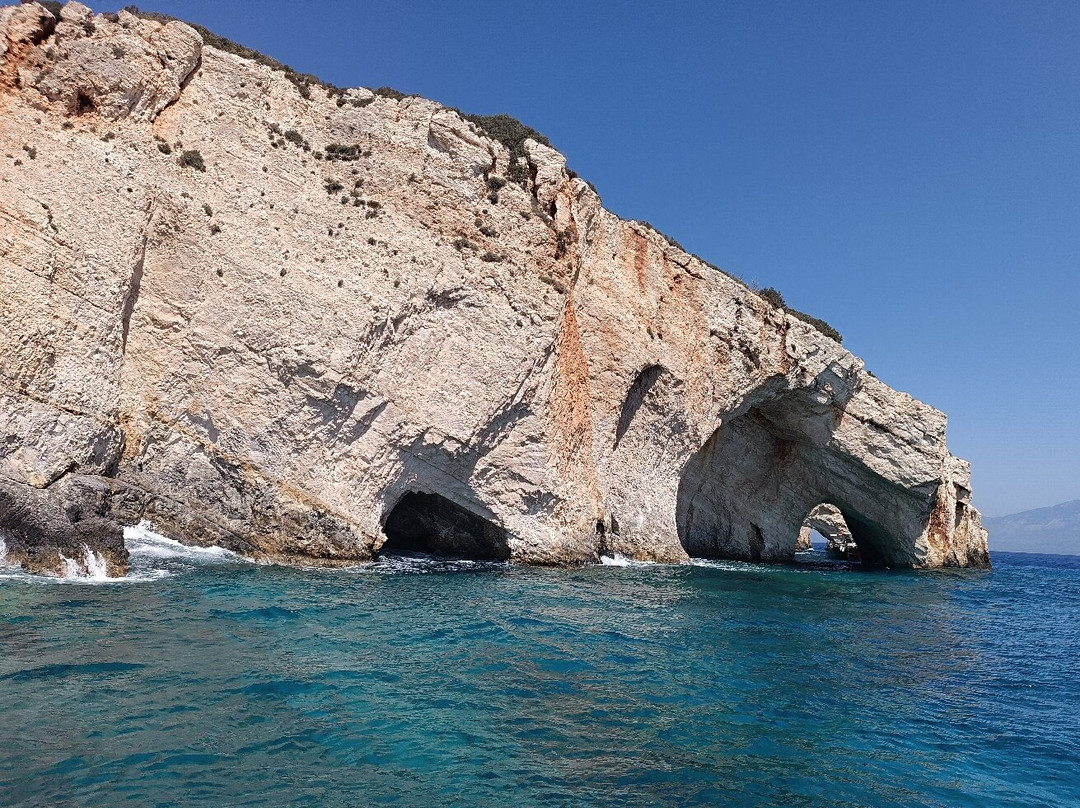 Blue Caves-Korithi必去景点