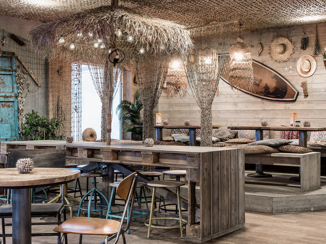 Beach Center & Beach Cuisine-哥德堡必去景点