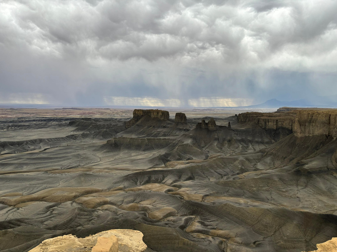 Moonscape Overlook-Hanksville必去景点