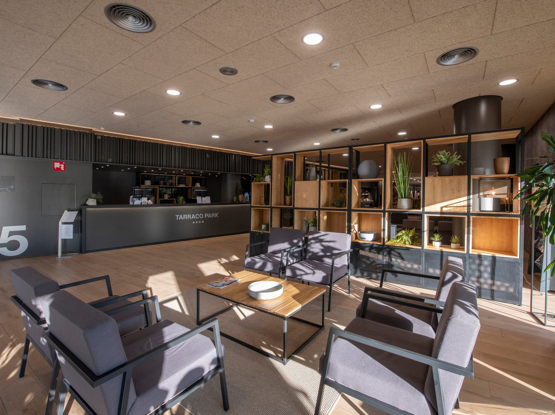 塔拉克公园酒店主图