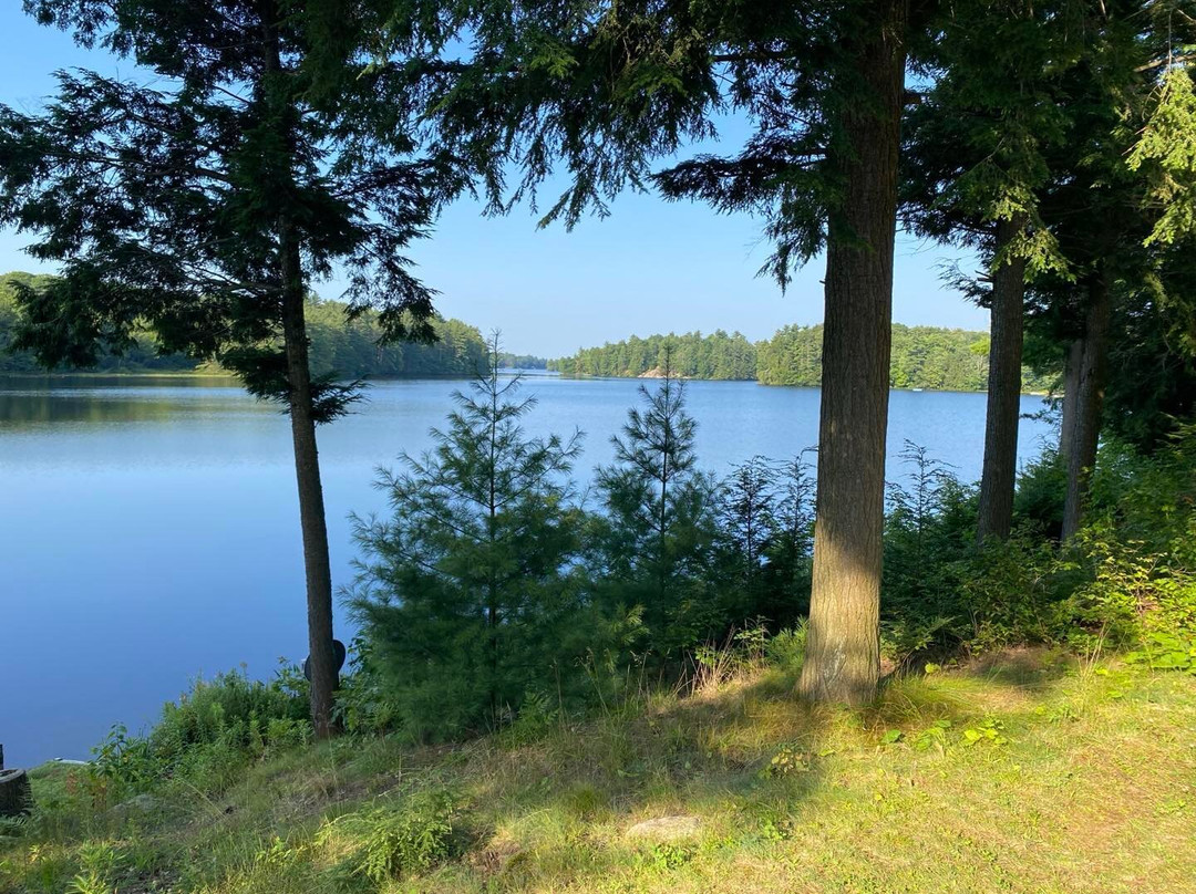 H&H Restaurant And Resort主图