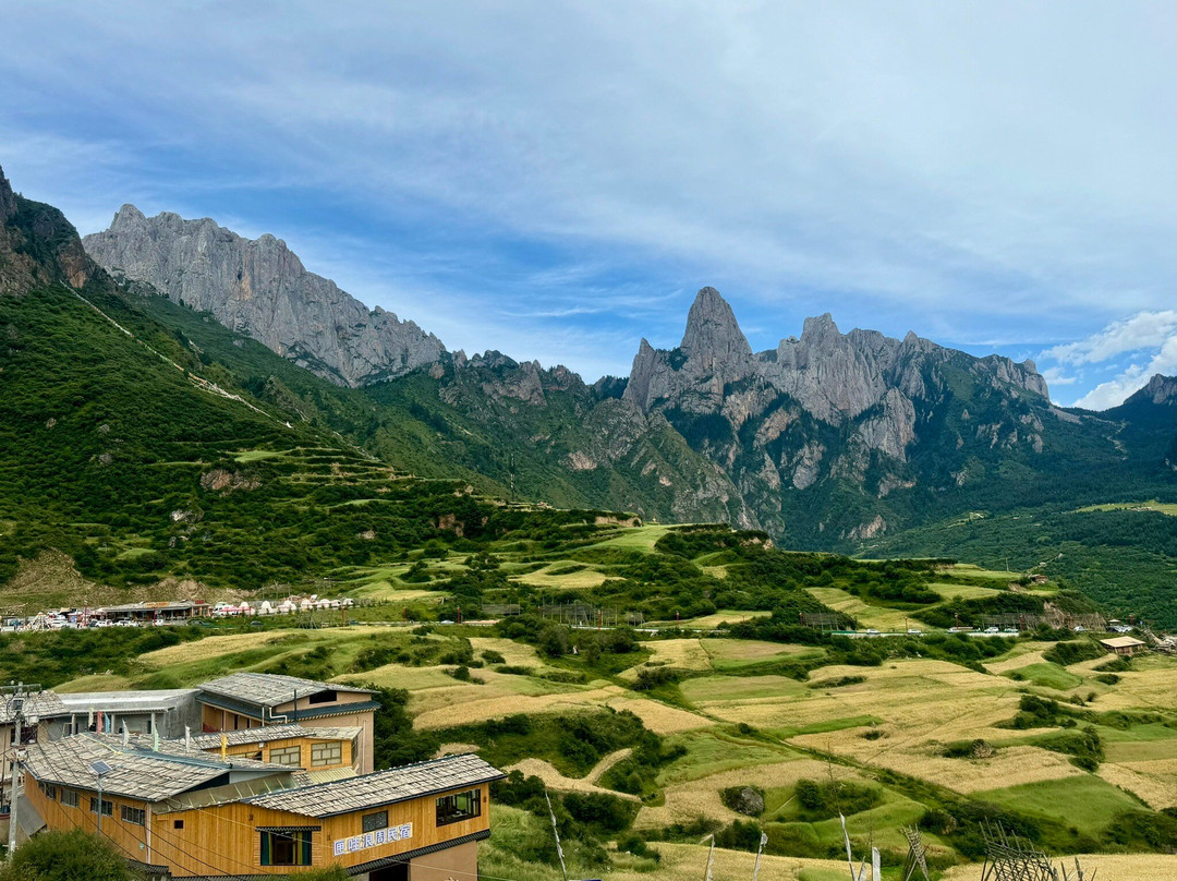 扎尕那山景点图片