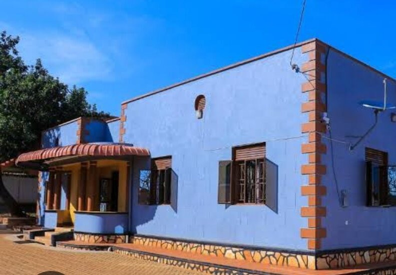 Jinja Grand Hotel主图