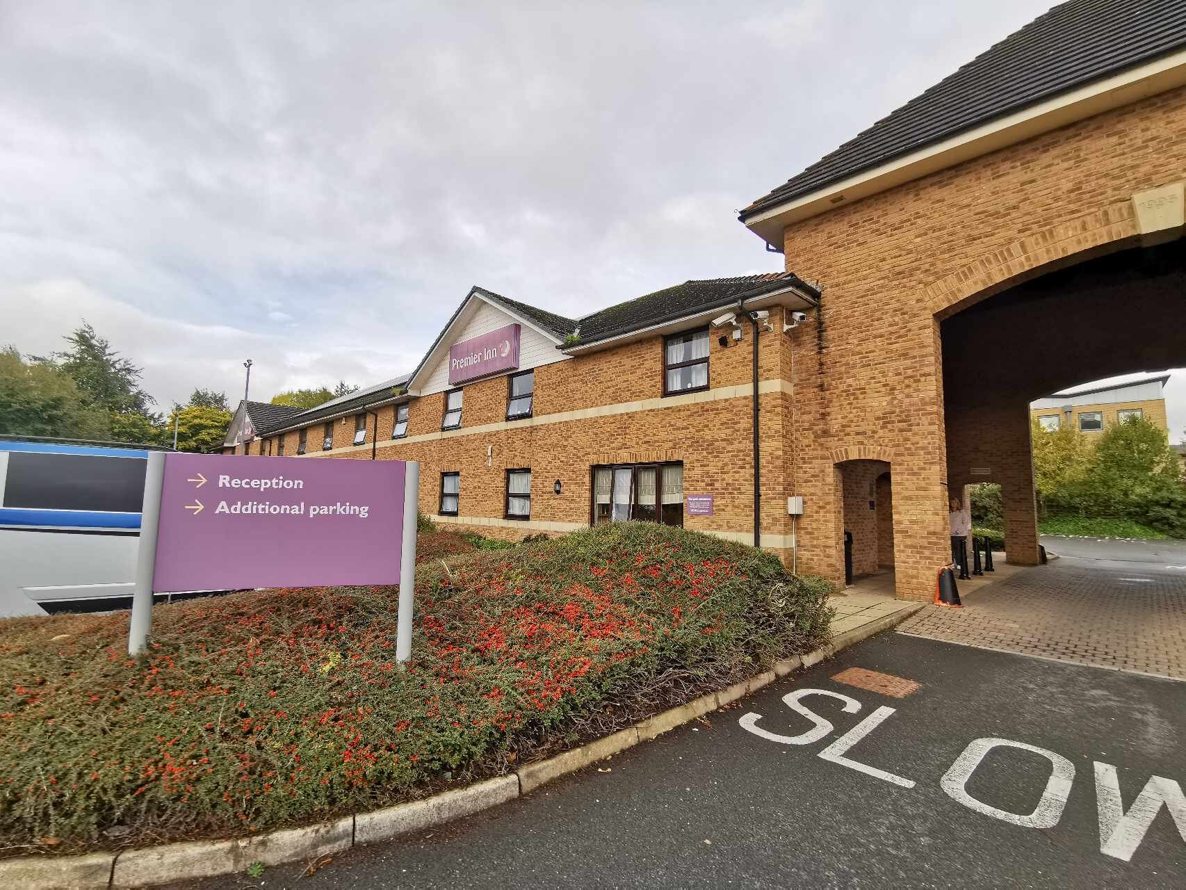 Sheffield/Barnsley (M1 Jct36) Hotel-浴室