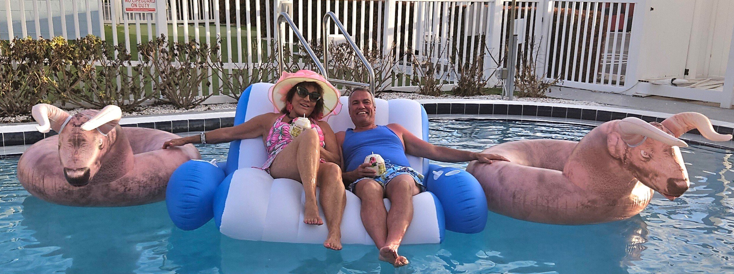 St. Pete Beach Suites-泳池