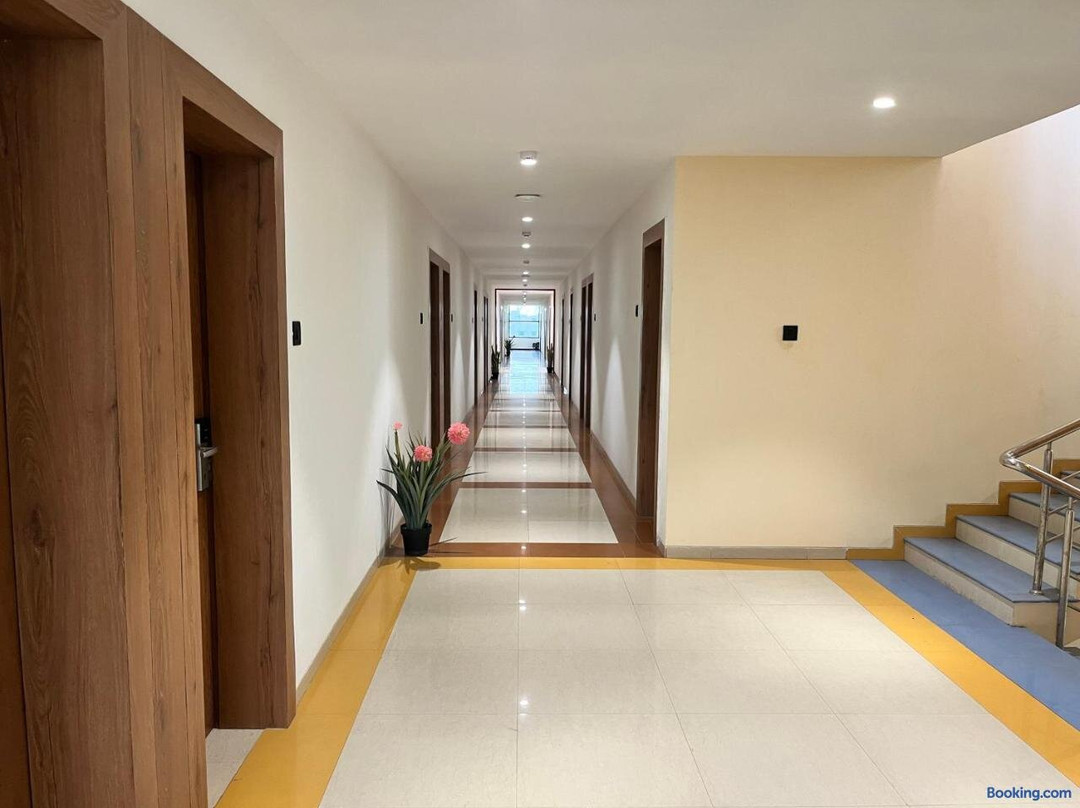 Hotel Avenue Plaza