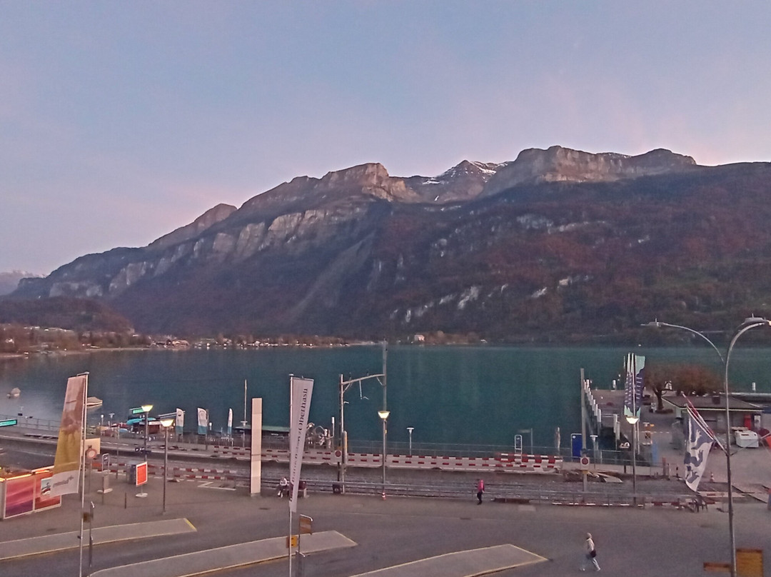 Hotel Weisses Kreuz主图