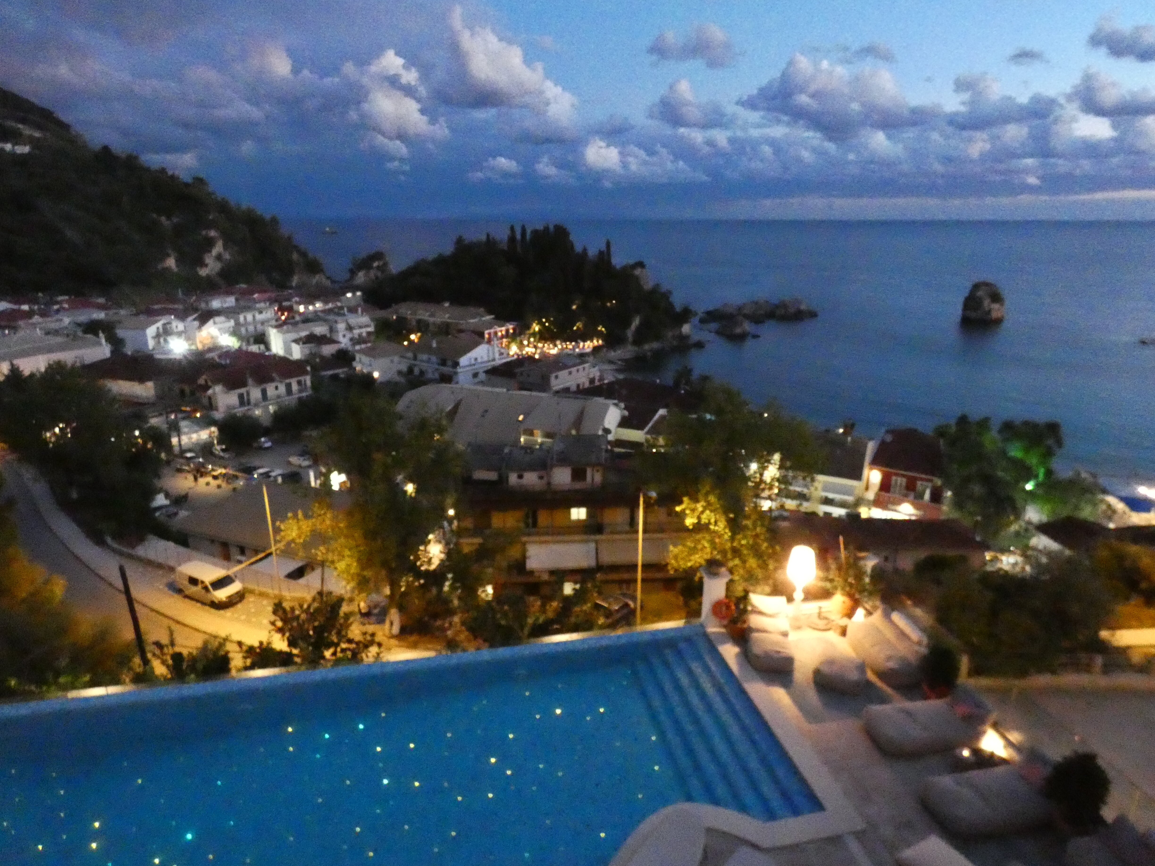 Irida Boutique Hotel-泳池