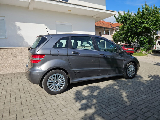 Taxi Antonio Brkic A2b Transfer-莫斯塔尔必去景点