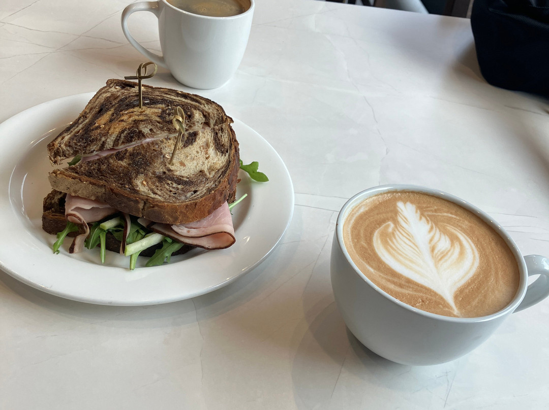 市中心阿里斯塔酒店主图