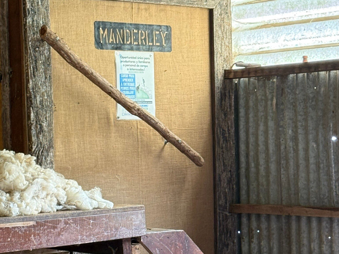 Manderley Farm景点图片