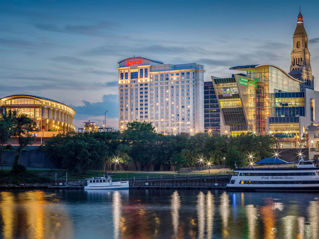 哈特福德市中心万豪酒店主图