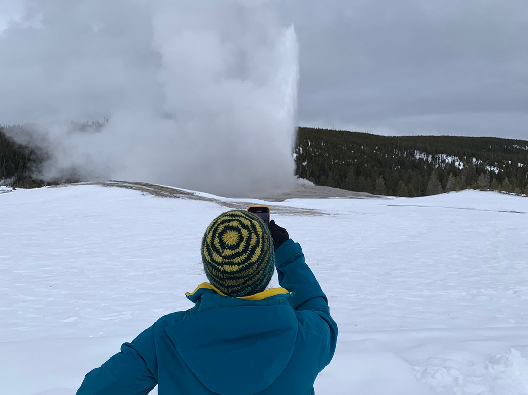 Yellowstone Expeditions-西黄石镇必去景点