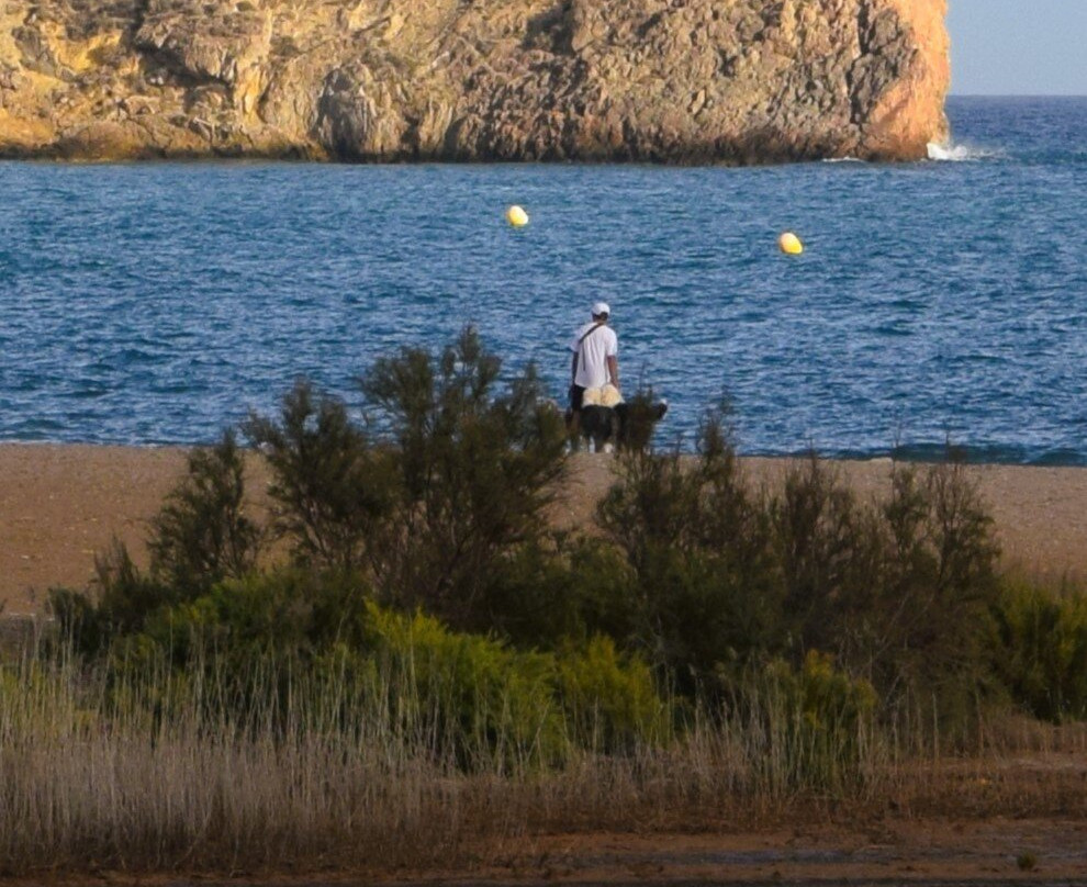 Playa de Las Moreras-穆尔西亚马萨龙港必去景点