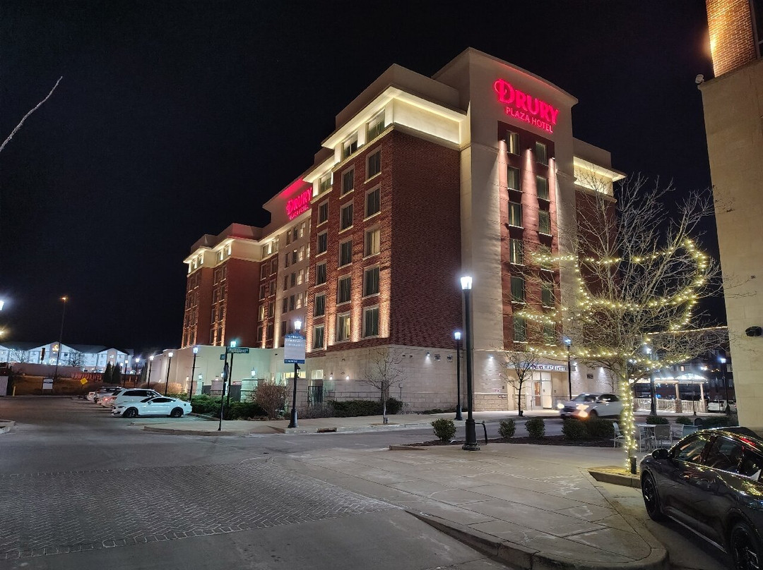 Drury Plaza Hotel St. Louis St. Charles主图