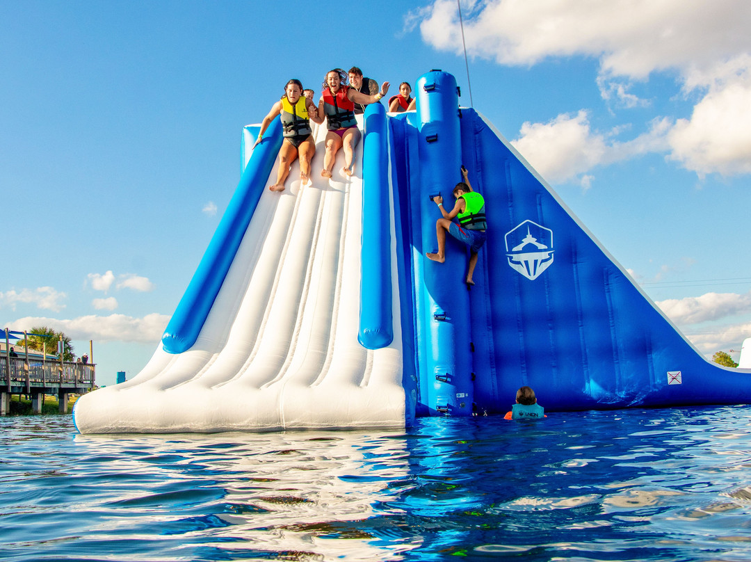 Shark Wake Park 561景点图片
