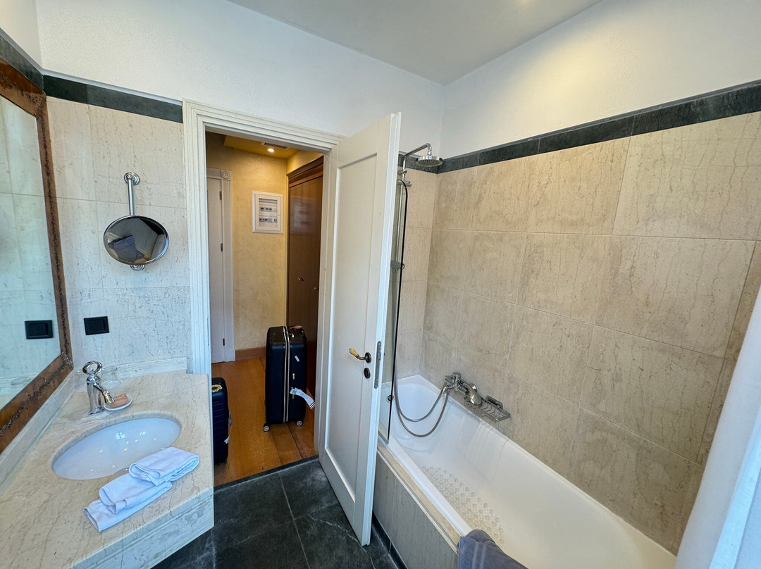 西奥拉维多利亚精品酒店主图