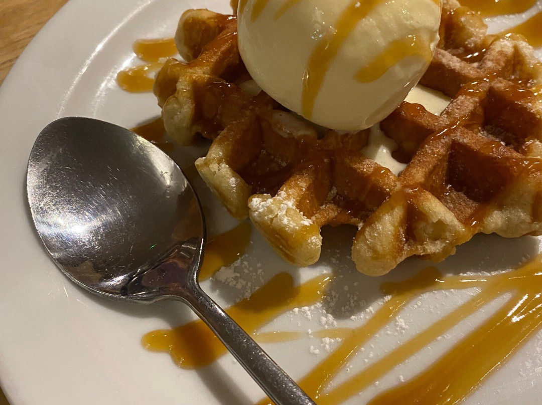 The County Hotel主图