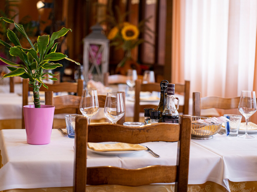 Sambruson餐馆和美食-Trattoria Dalla Clara