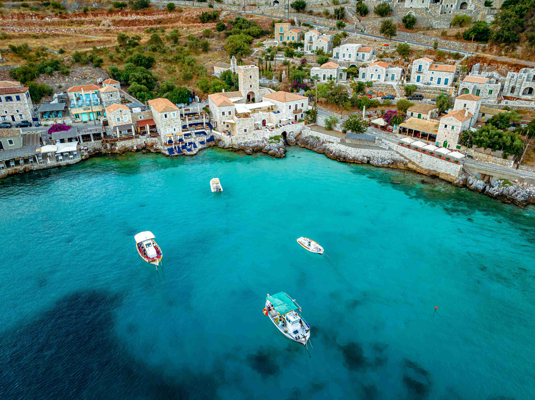 Alfa Marine-卡拉马塔必去景点