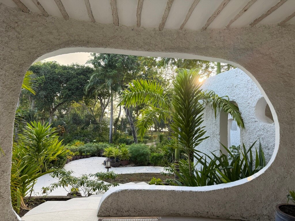 Ocean Village Club主图