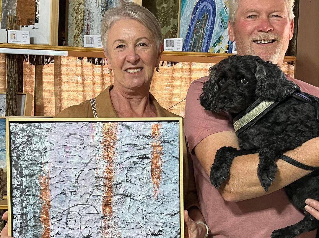 The Black Queen-Lightning Ridge必去景点