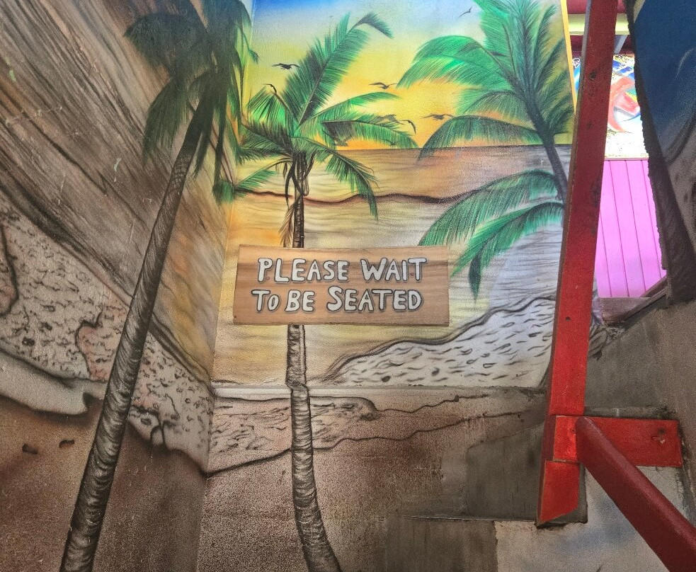 Hi-Rise Beach Bar-罗索必去景点